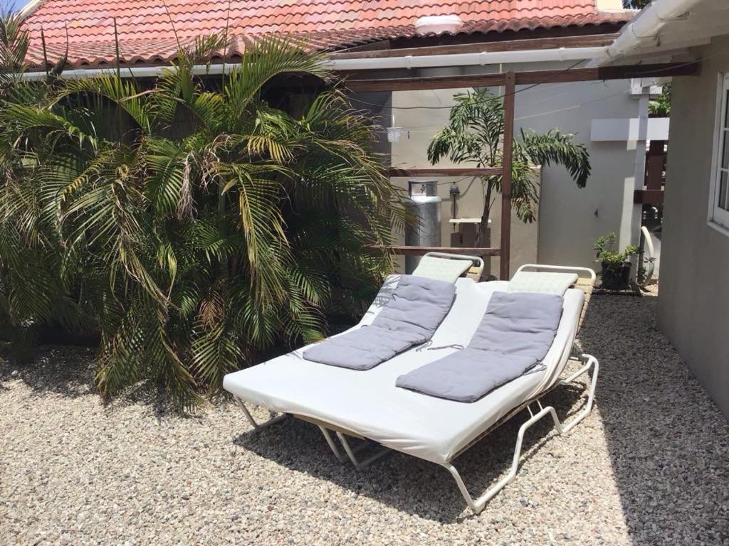 Casa Chiquito Villa Savaneta Luaran gambar